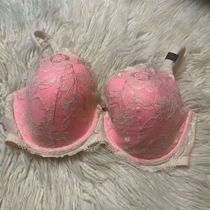 NWT Victoria's Secret Lace Floral Lingerie Lined Padded Underwire Bra Pink 38DDD